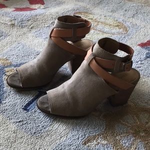Women’s Lucky Brand sandals